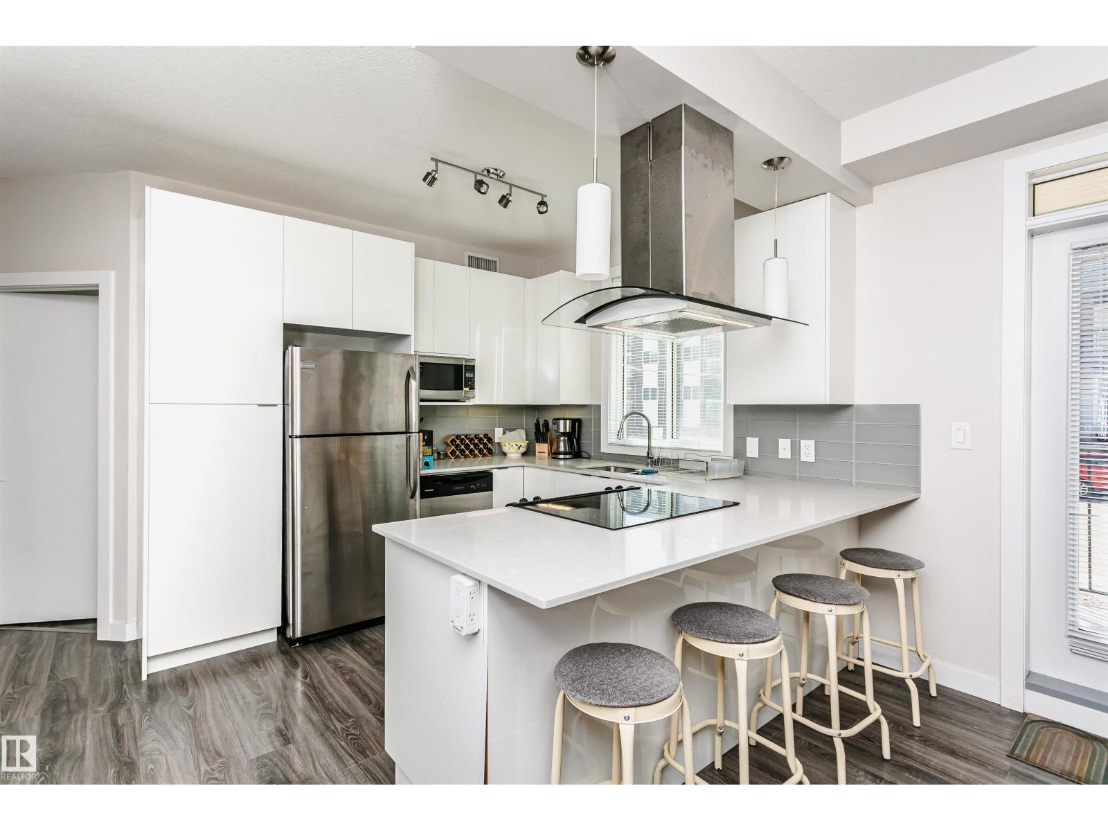 #208 9907 91 Av Nw Property Photo 15