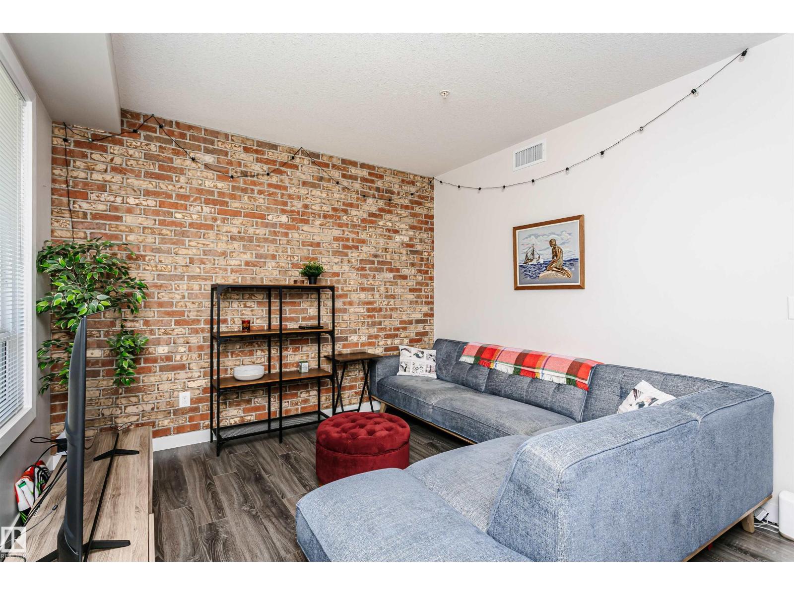 #208 9907 91 Av Nw Property Photo 24