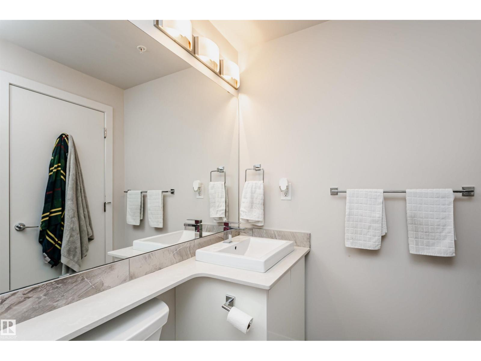 #208 9907 91 Av Nw Property Photo 38
