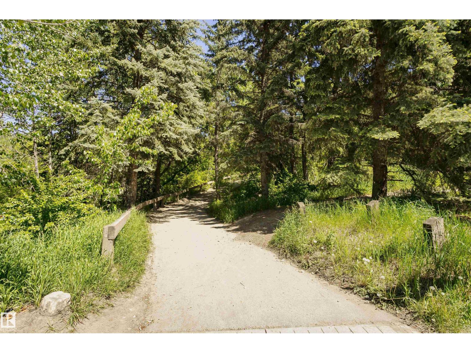 #208 9907 91 Av Nw Property Photo 56