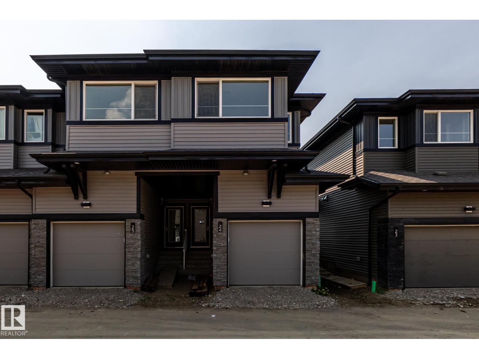 #24 7020 KESWICK CM SW Property Photo 1