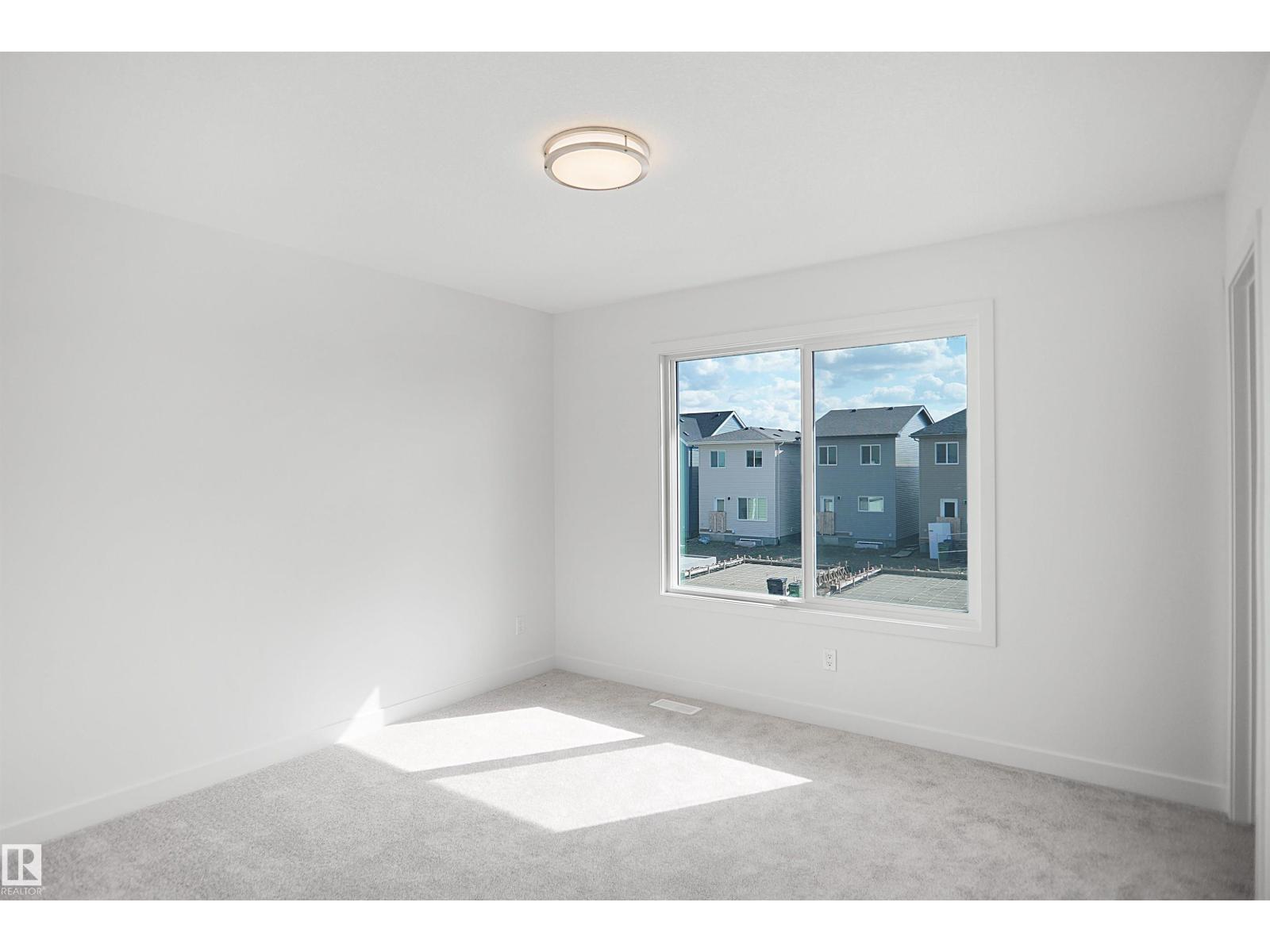 18831 29 Av Nw Property Photo 20