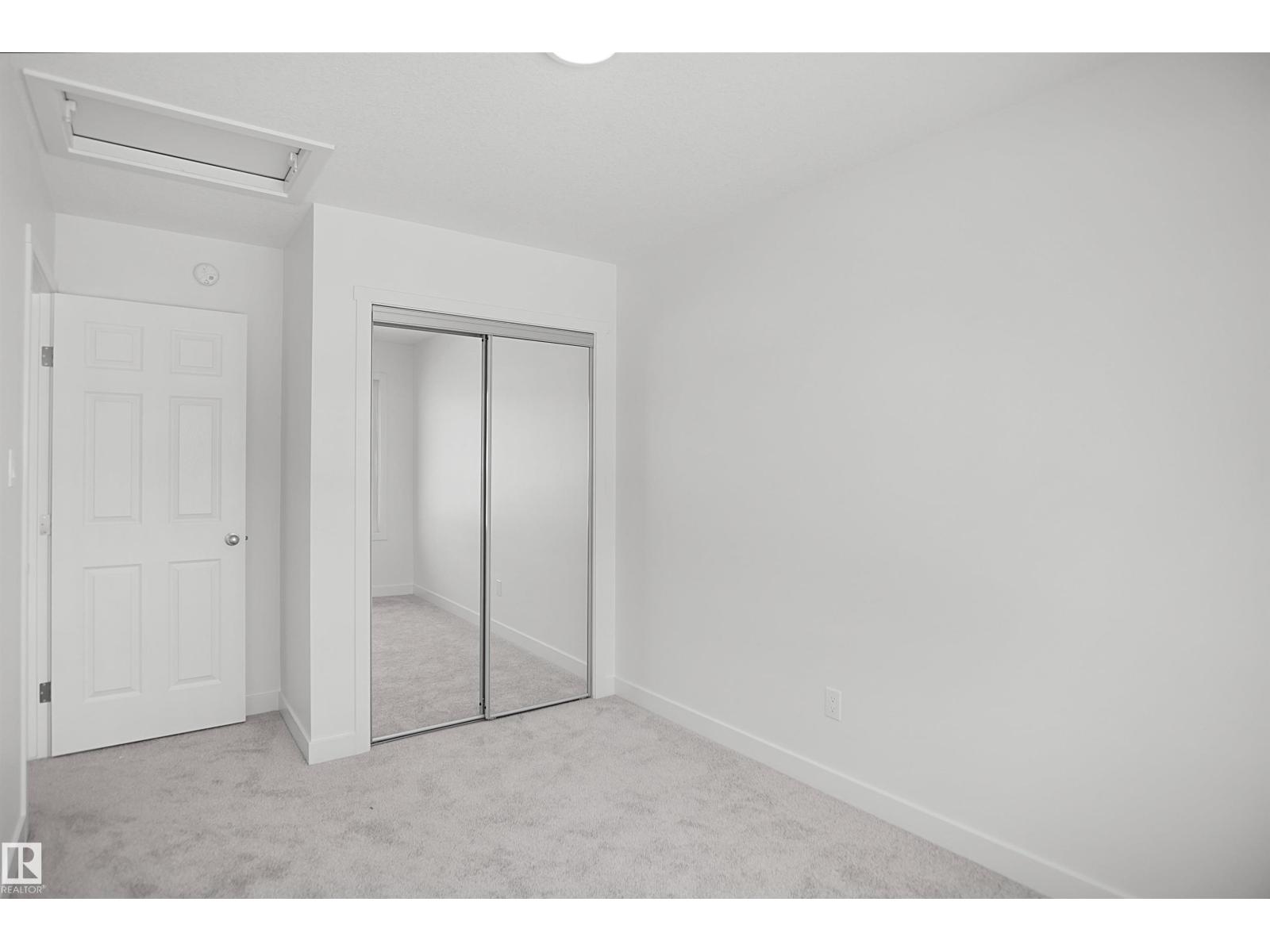 18831 29 Av Nw Property Photo 27