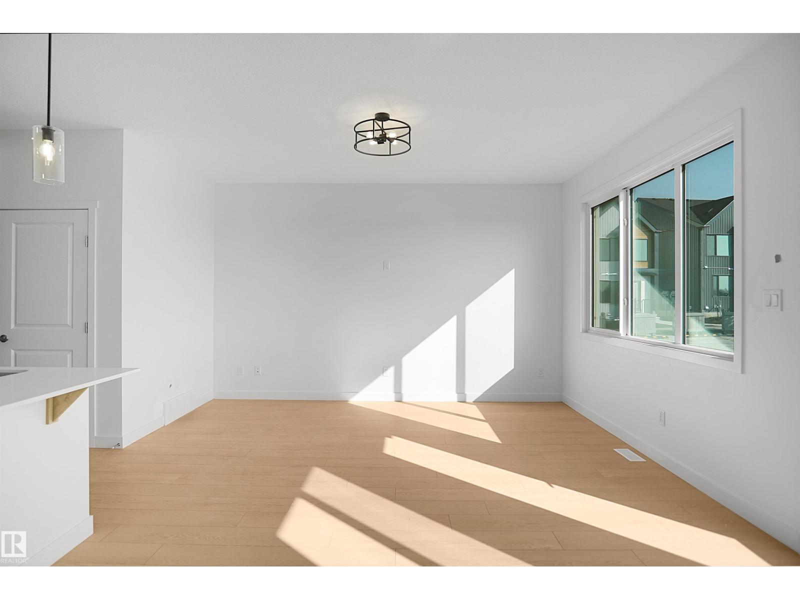 2222 194a St Nw Property Photo 5