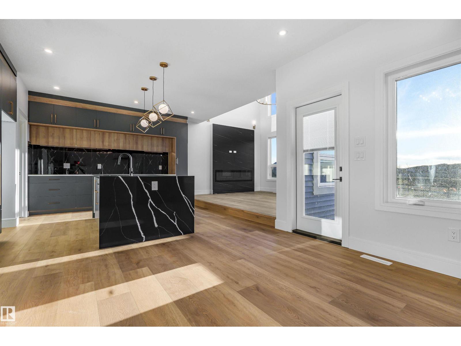 6363 17 St Property Photo 10