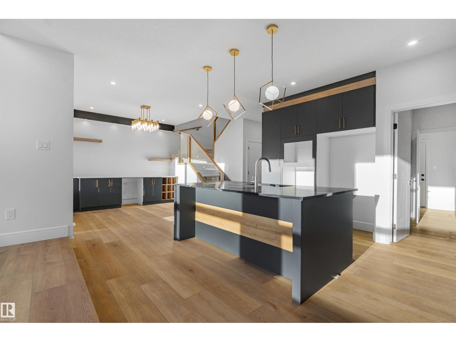 6363 17 St Property Photo 15