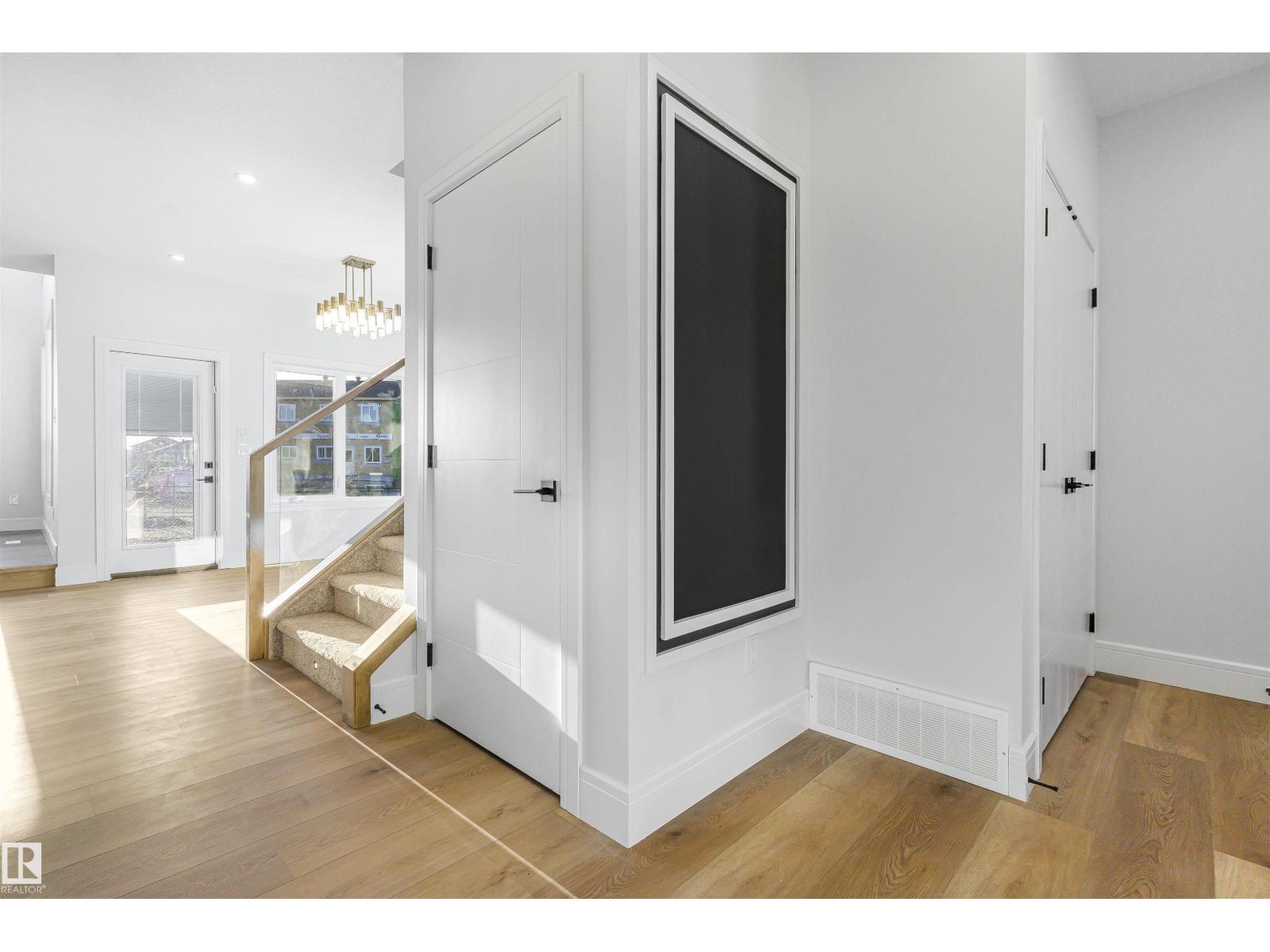 6363 17 St Property Photo 18