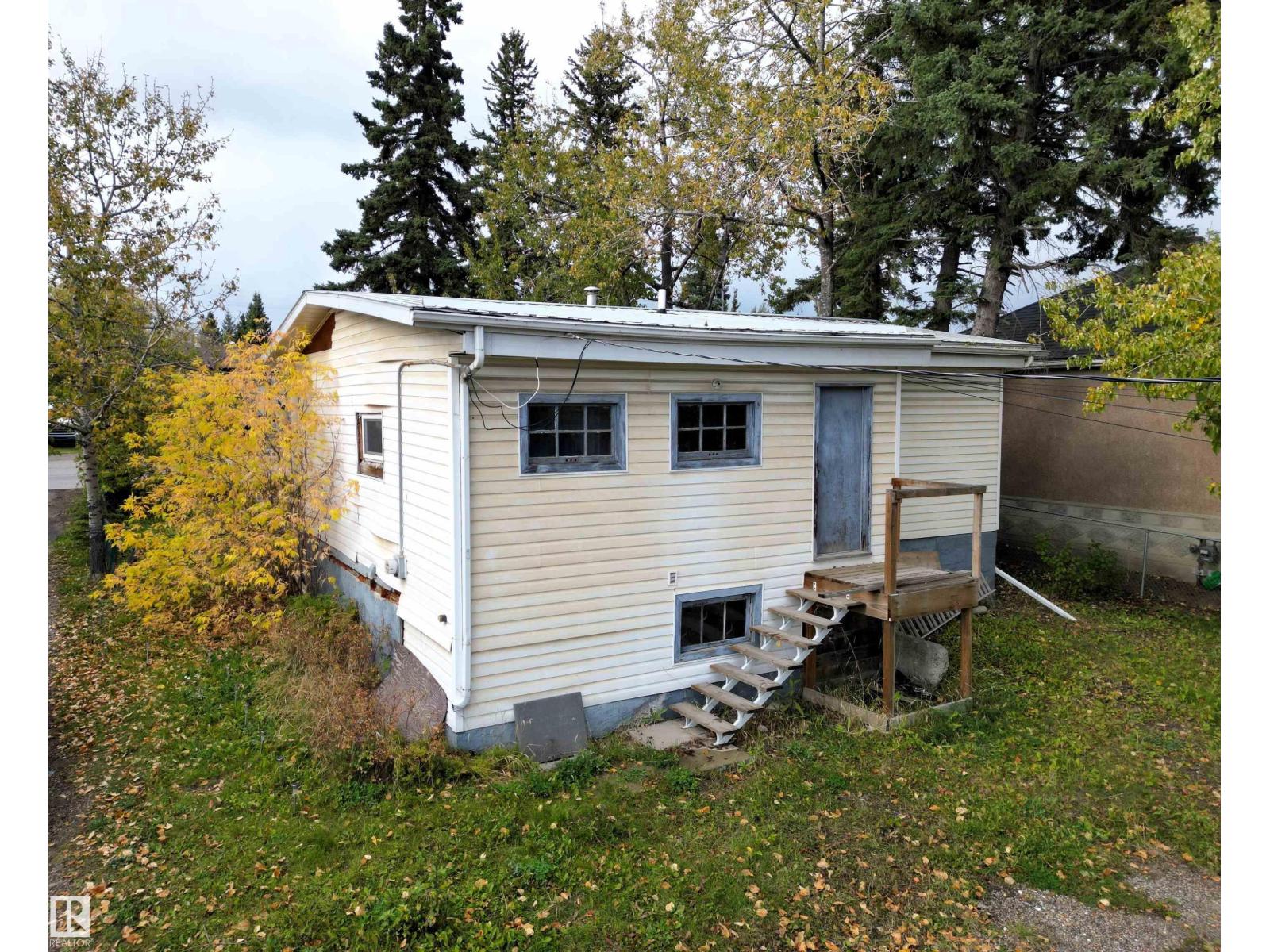 4615 4 Avenue Property Photo 1