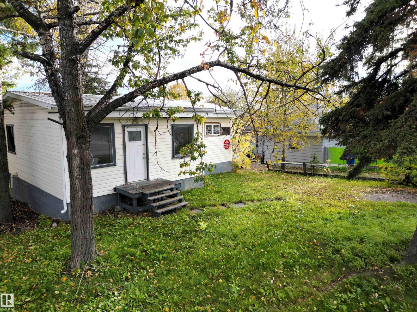 4615 4 Avenue Property Photo 8