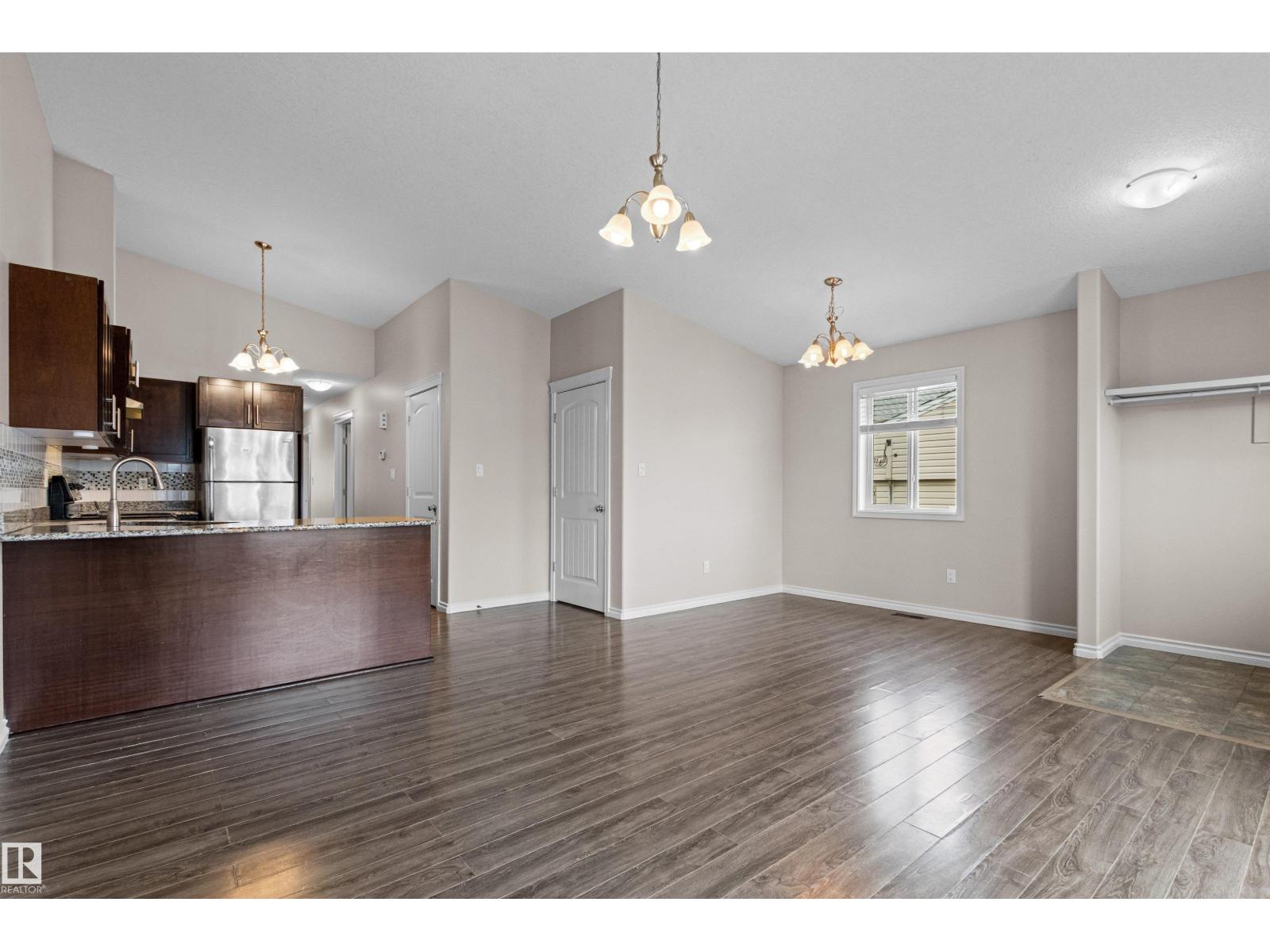 10634 155 St Nw Property Photo 10