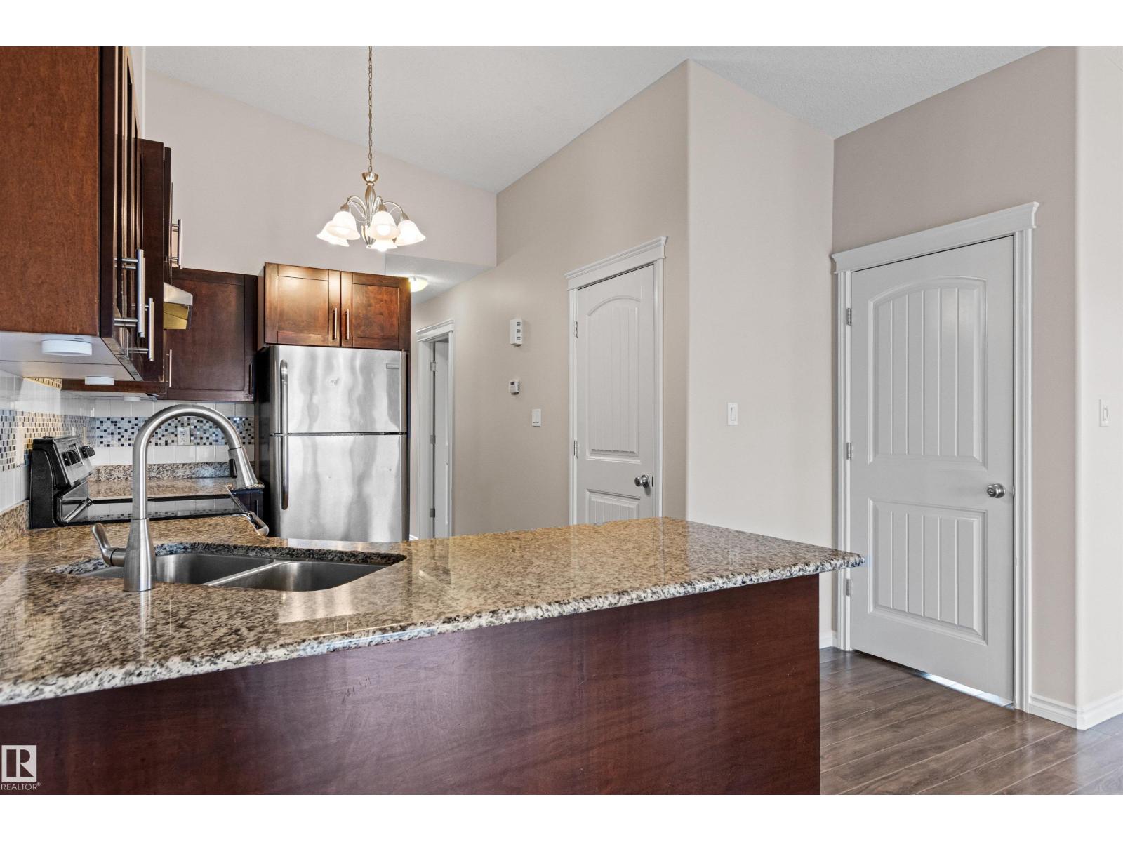 10634 155 St Nw Property Photo 11
