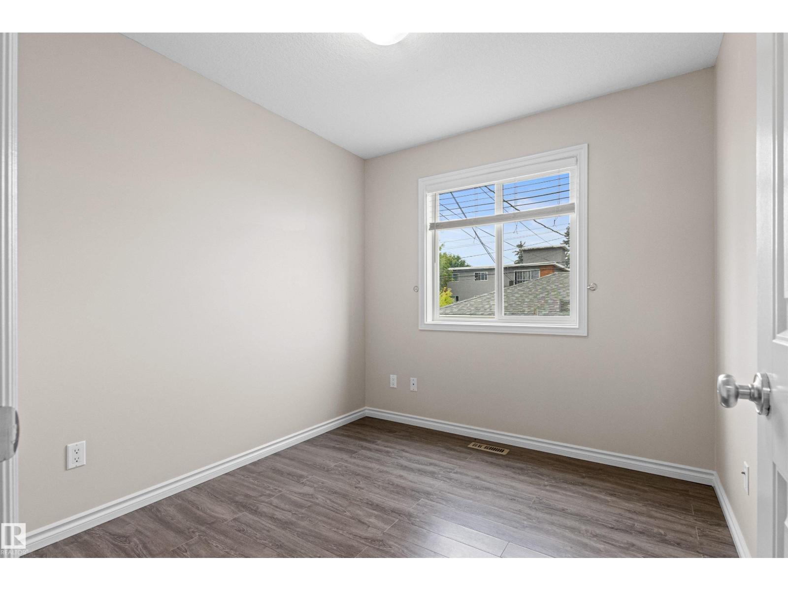 10634 155 St Nw Property Photo 18