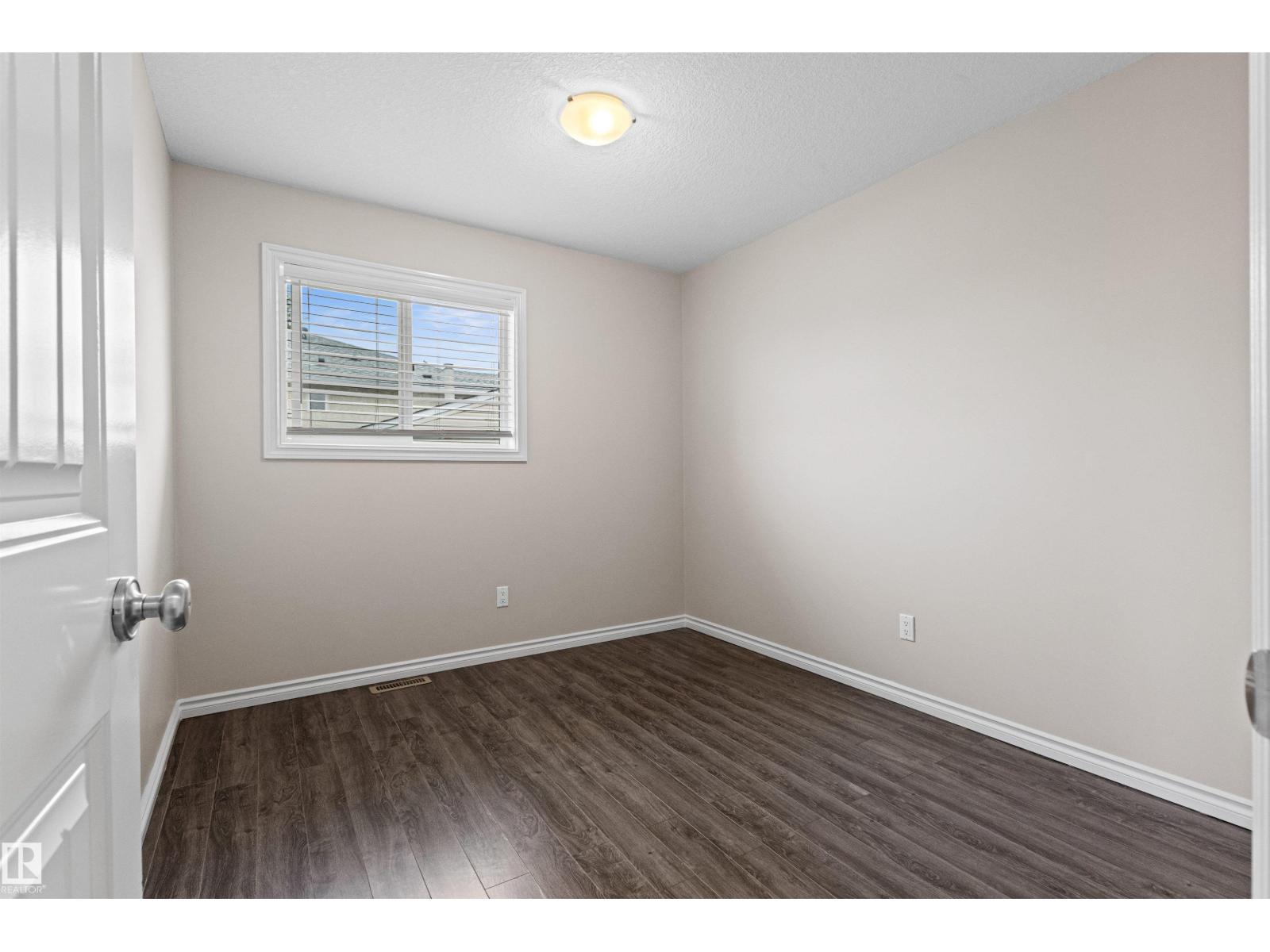 10634 155 St Nw Property Photo 23
