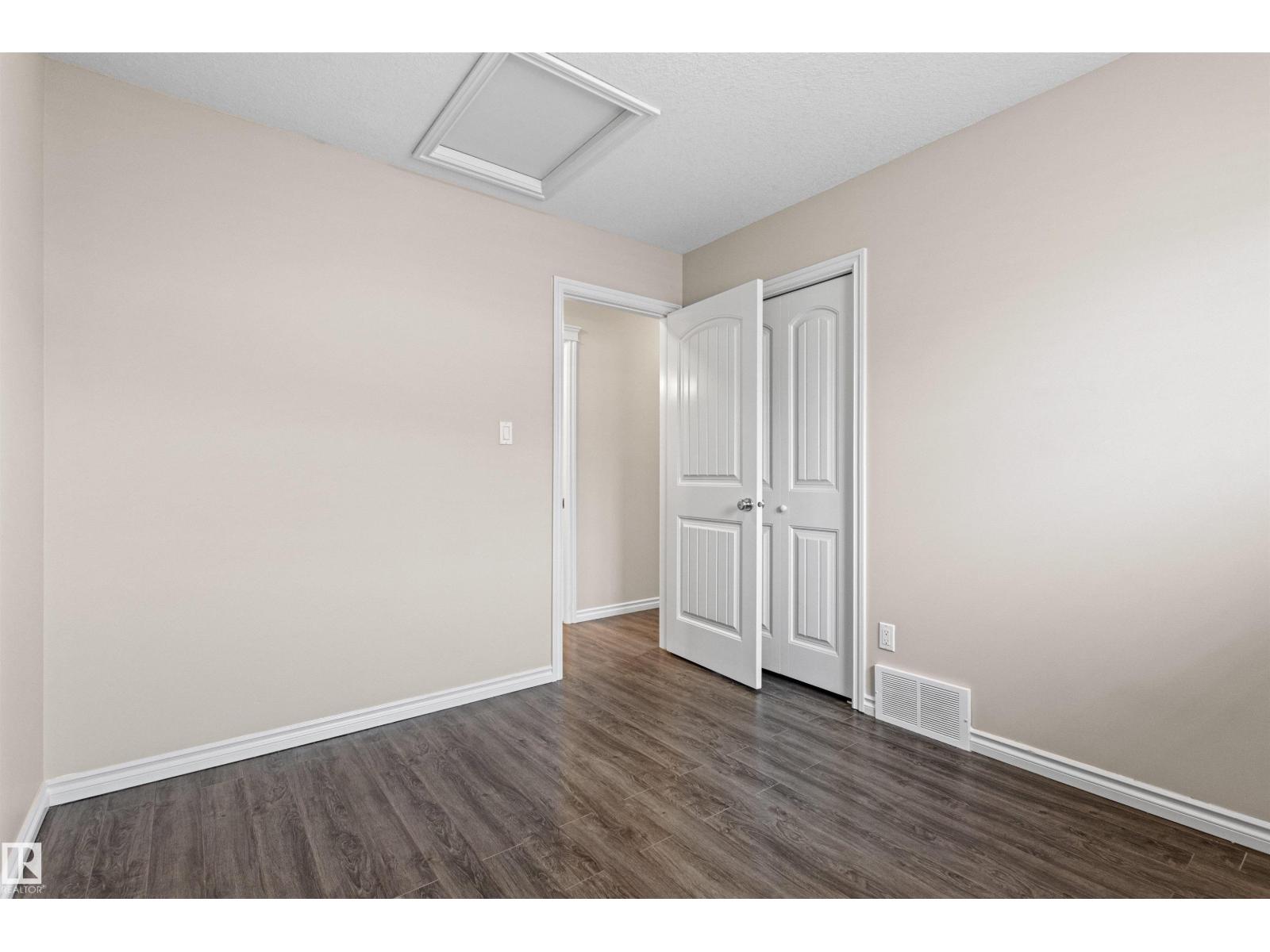 10634 155 St Nw Property Photo 24
