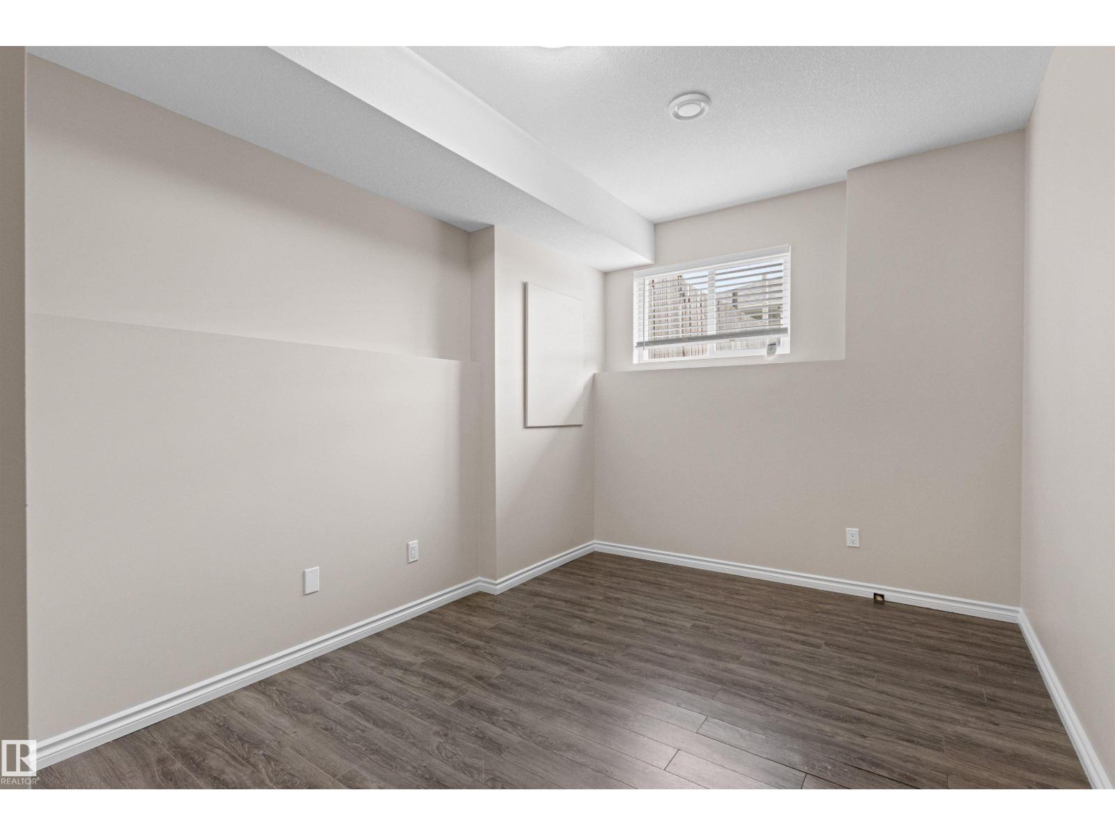 10634 155 St Nw Property Photo 35