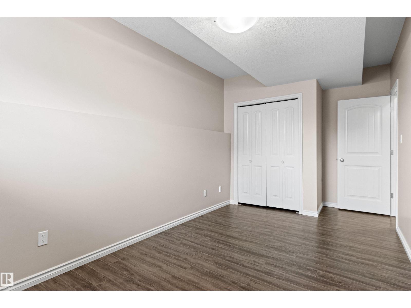 10634 155 St Nw Property Photo 38