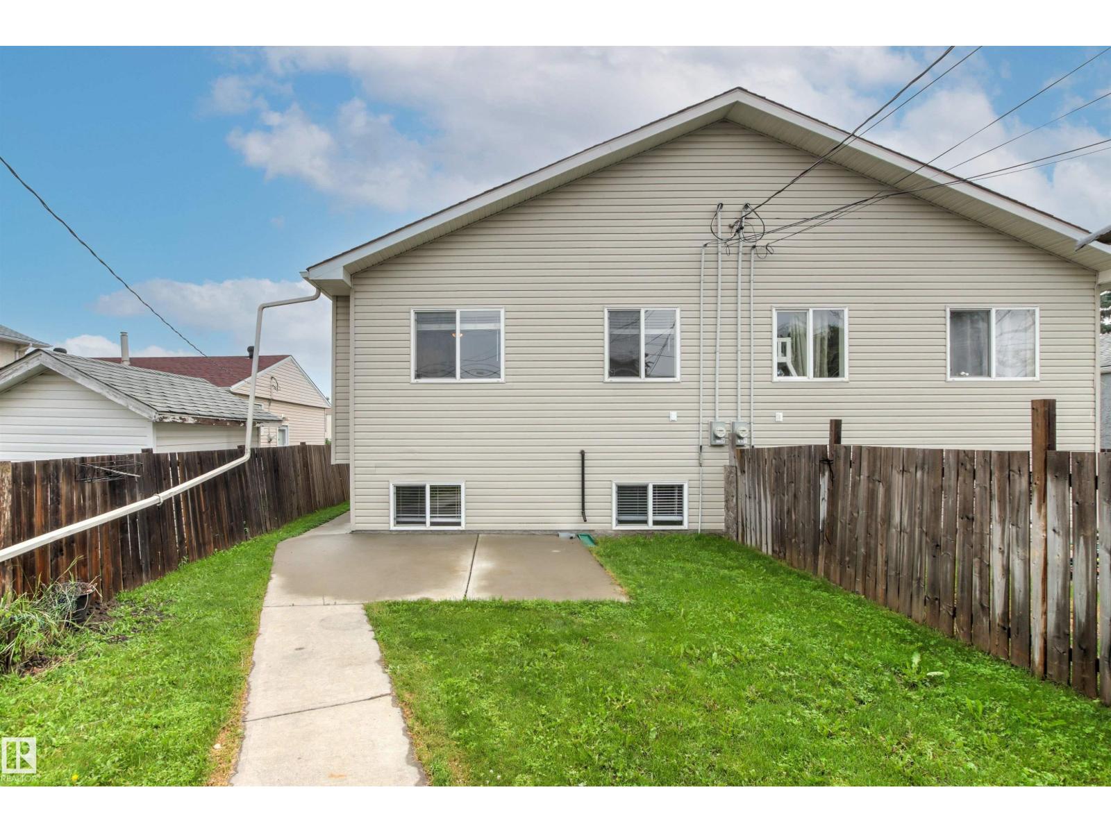 10634 155 St Nw Property Photo 43