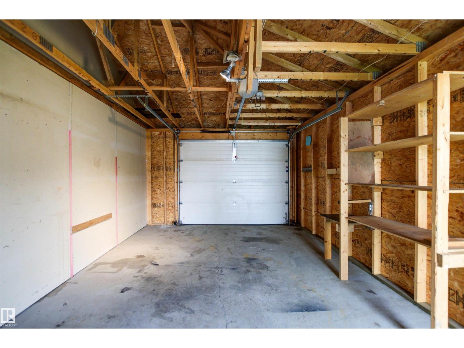 10634 155 St Nw Property Photo 45