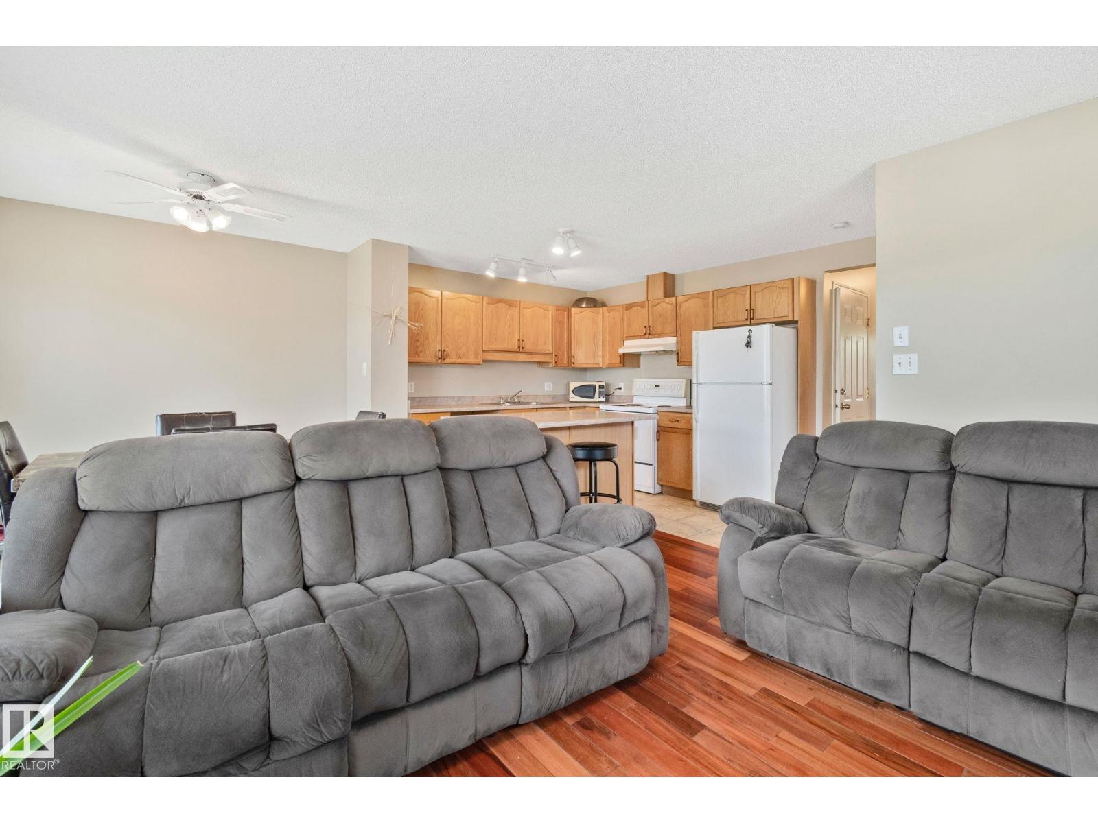 3769 21 St Nw Property Photo 7