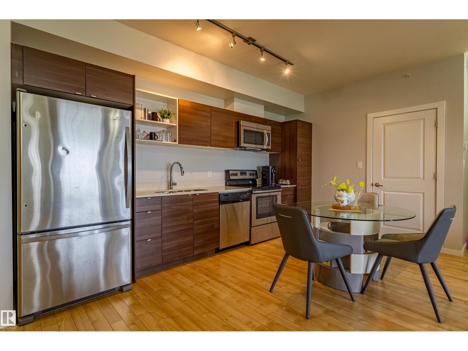 #407 9523 160 Av Nw Property Photo 5