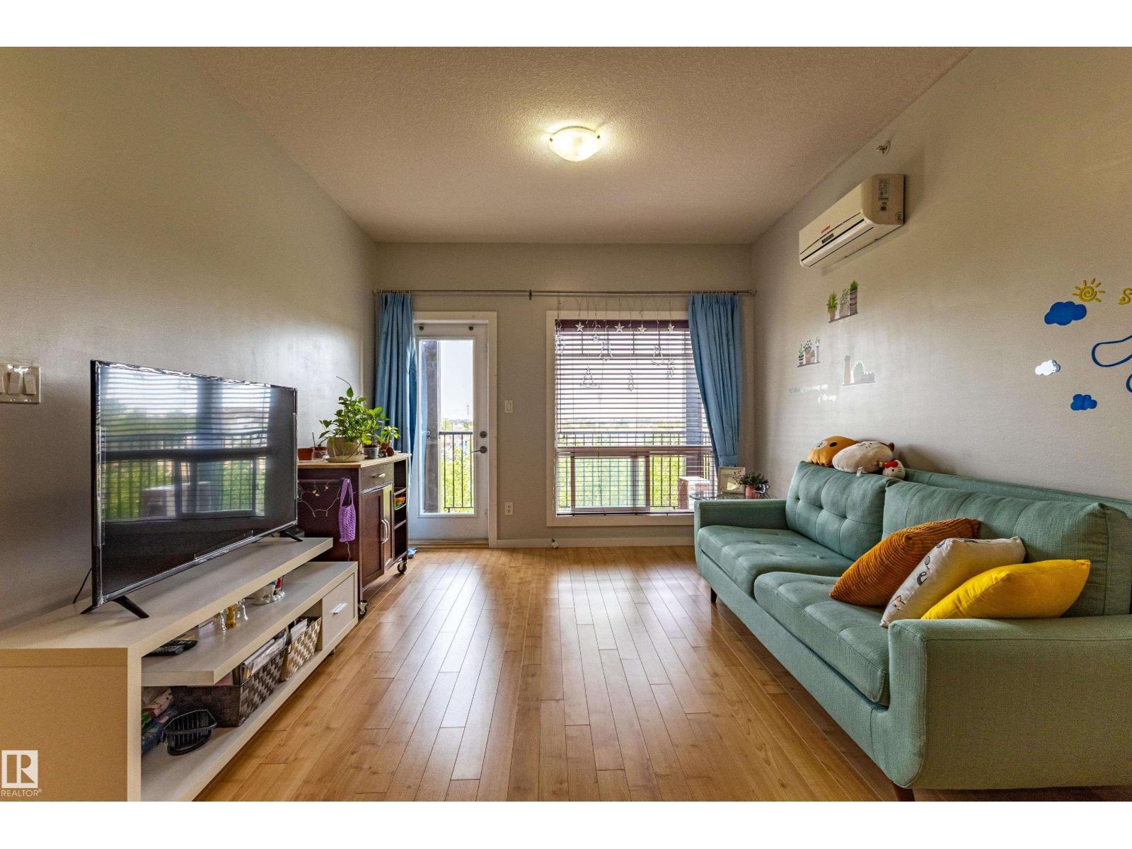 #407 9523 160 Av Nw Property Photo 9