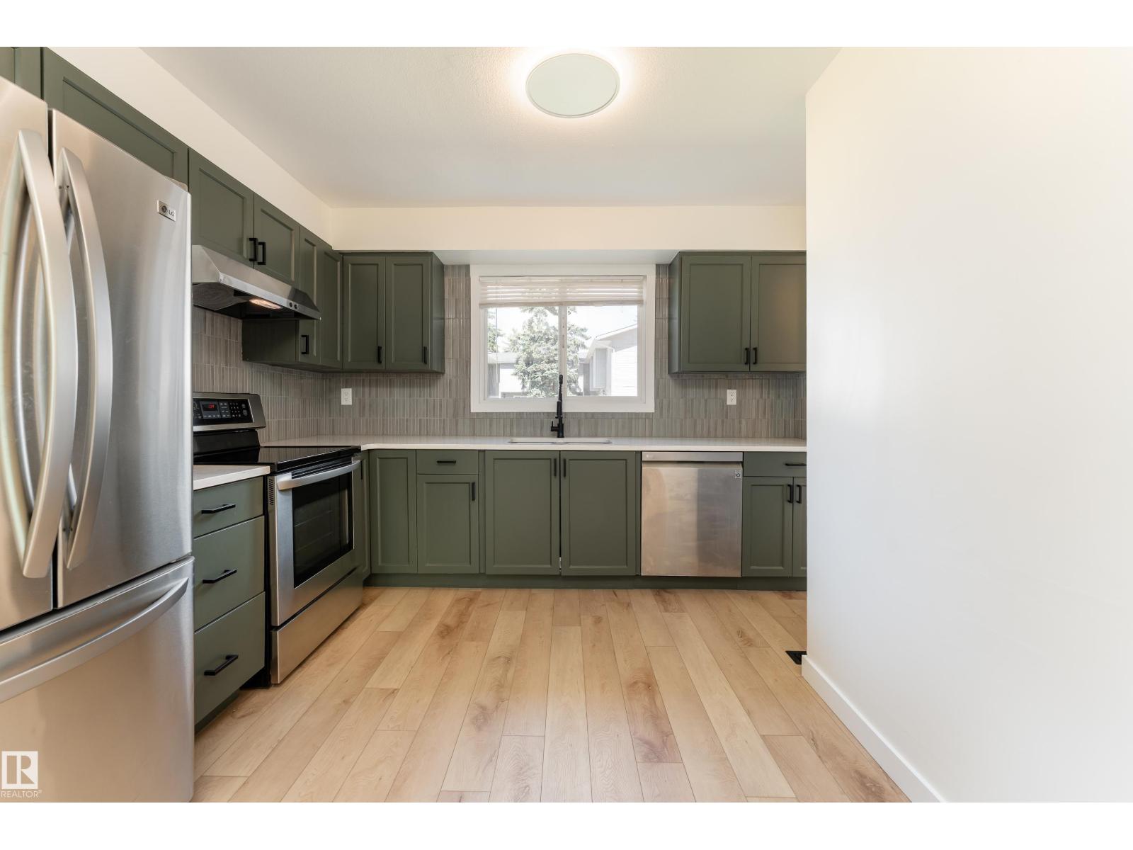 #10 1415 62 St Nw Property Photo 1