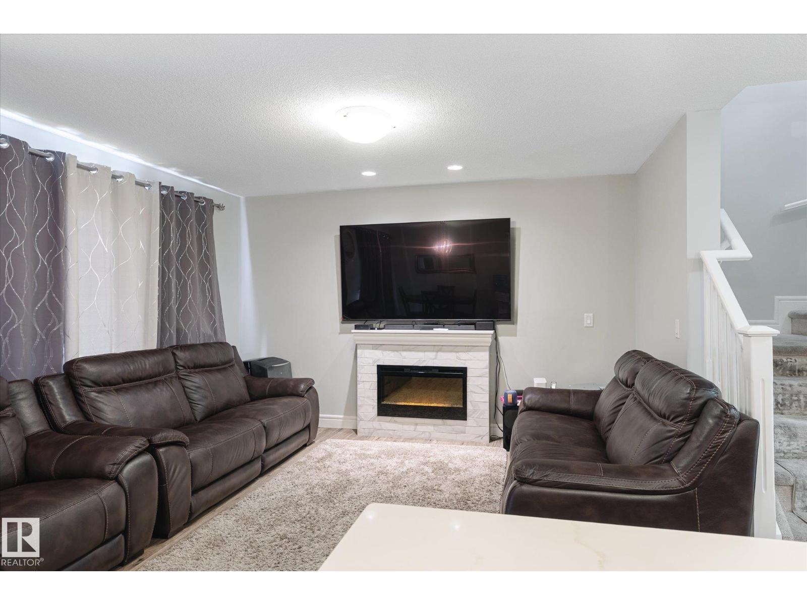 1416 169 St Sw Property Photo 6