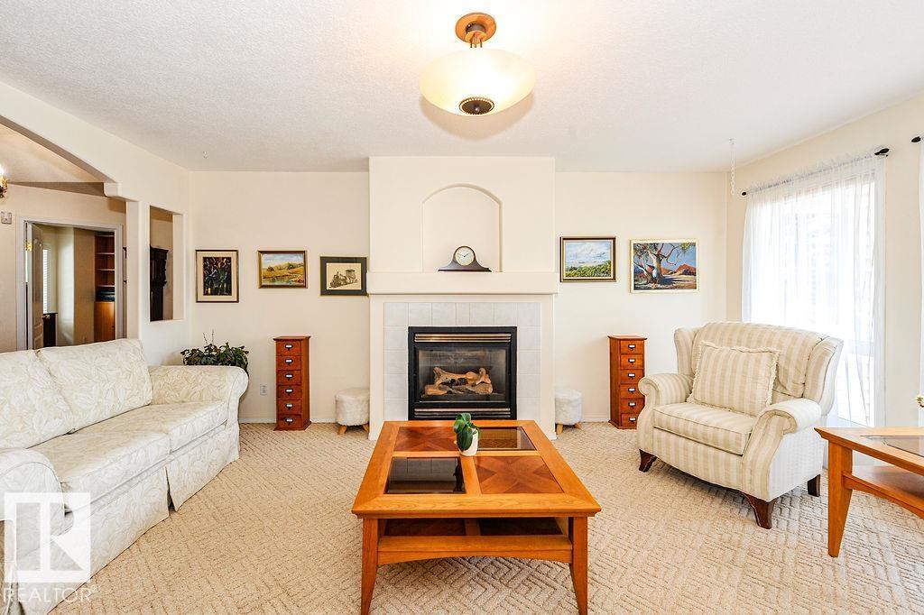 4720 51 St Property Photo 6