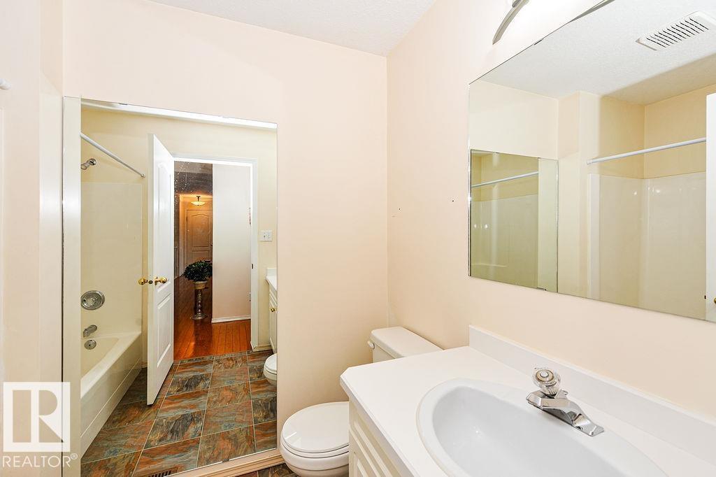 4720 51 St Property Photo 15