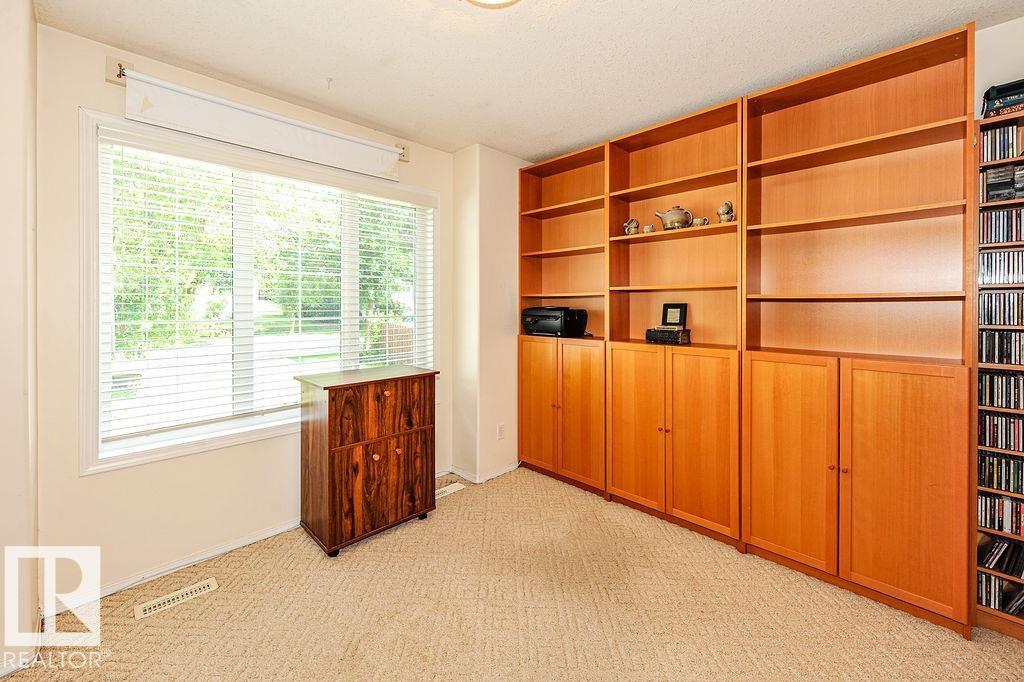4720 51 St Property Photo 17