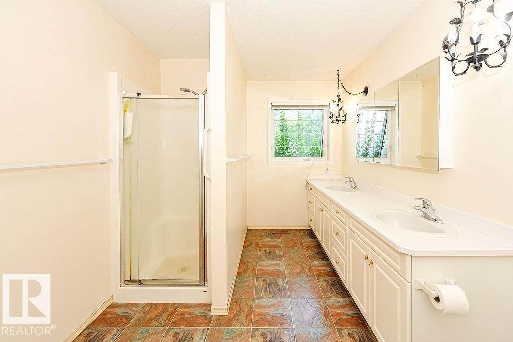 4720 51 St Property Photo 21