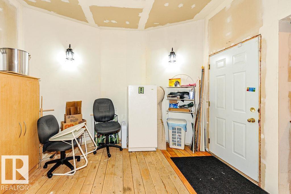 4720 51 St Property Photo 27