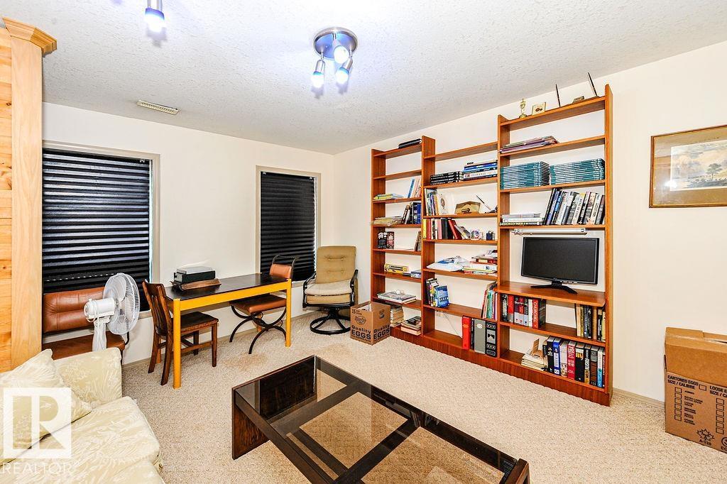 4720 51 St Property Photo 29
