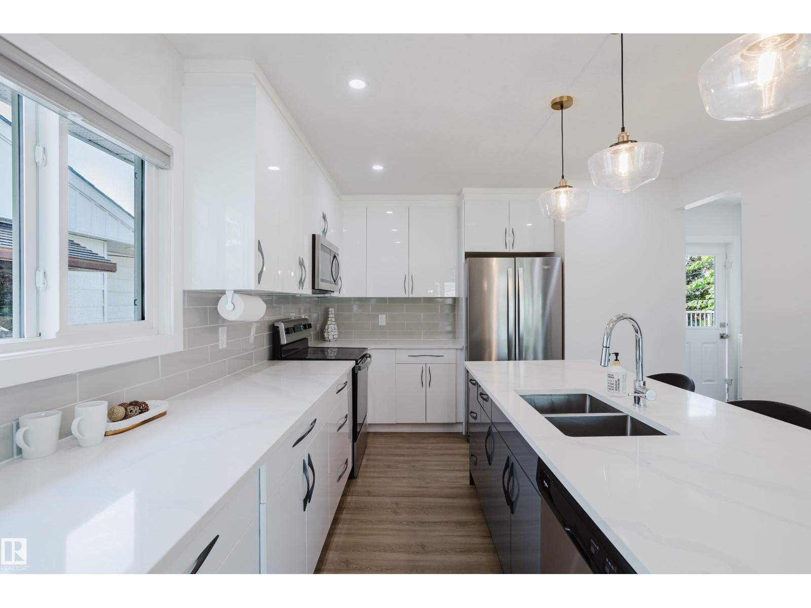 11455 111a Av Nw Property Photo 15