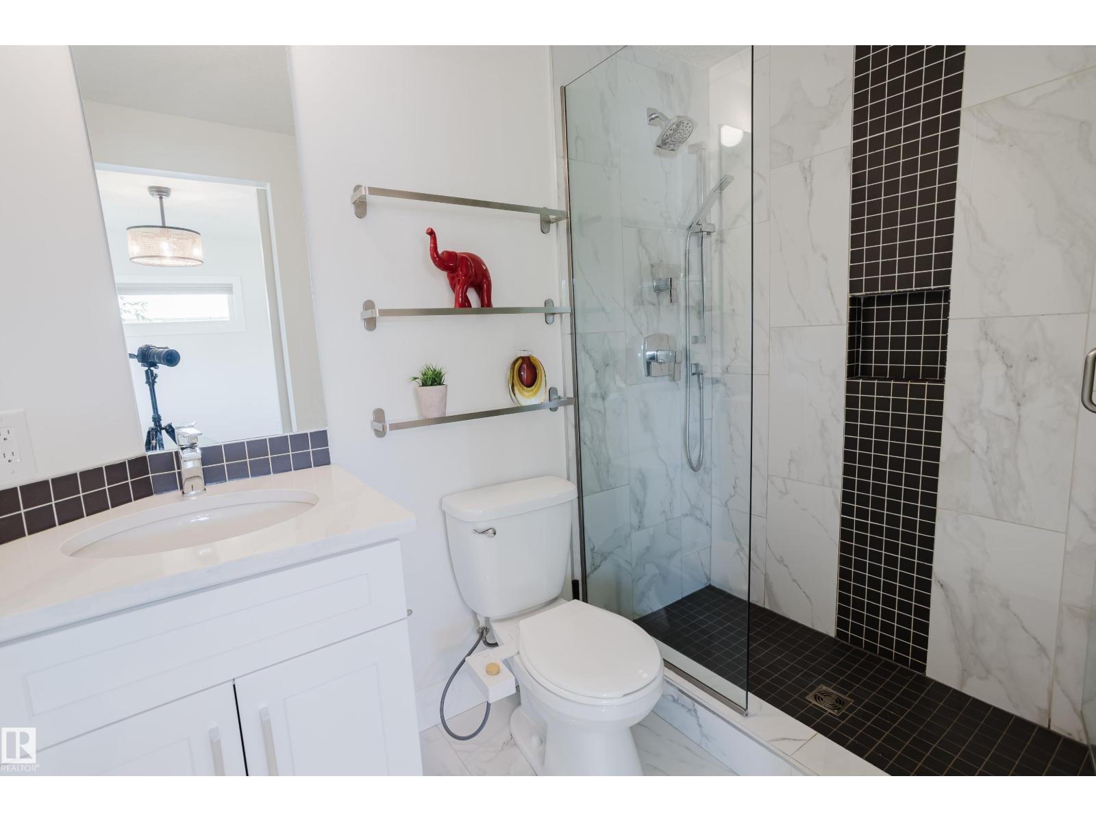 11455 111a Av Nw Property Photo 21