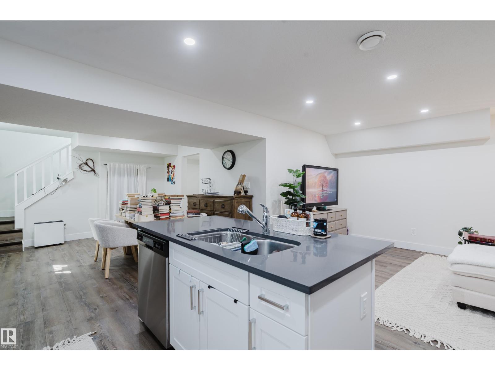 11455 111a Av Nw Property Photo 37