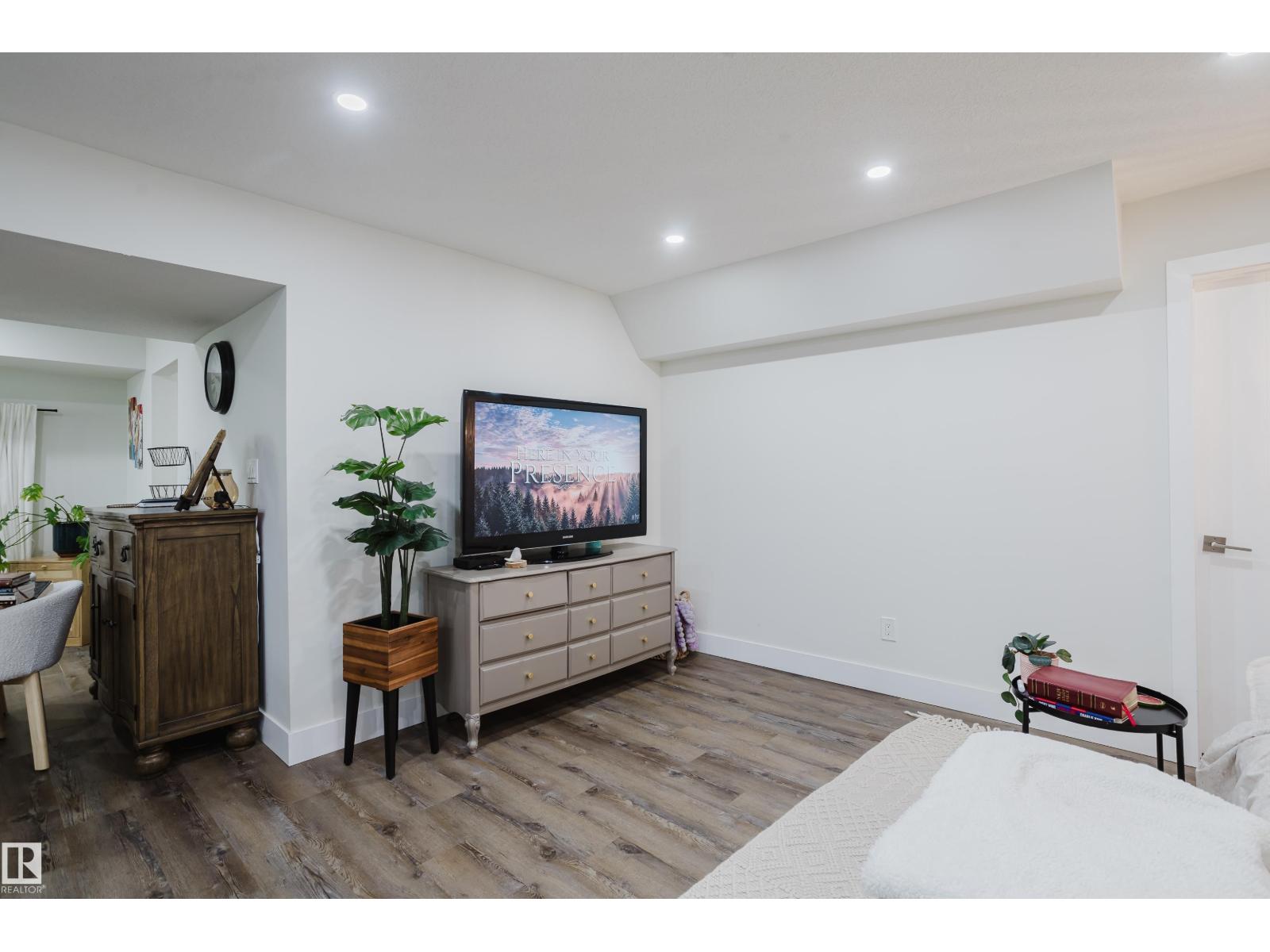 11455 111a Av Nw Property Photo 46