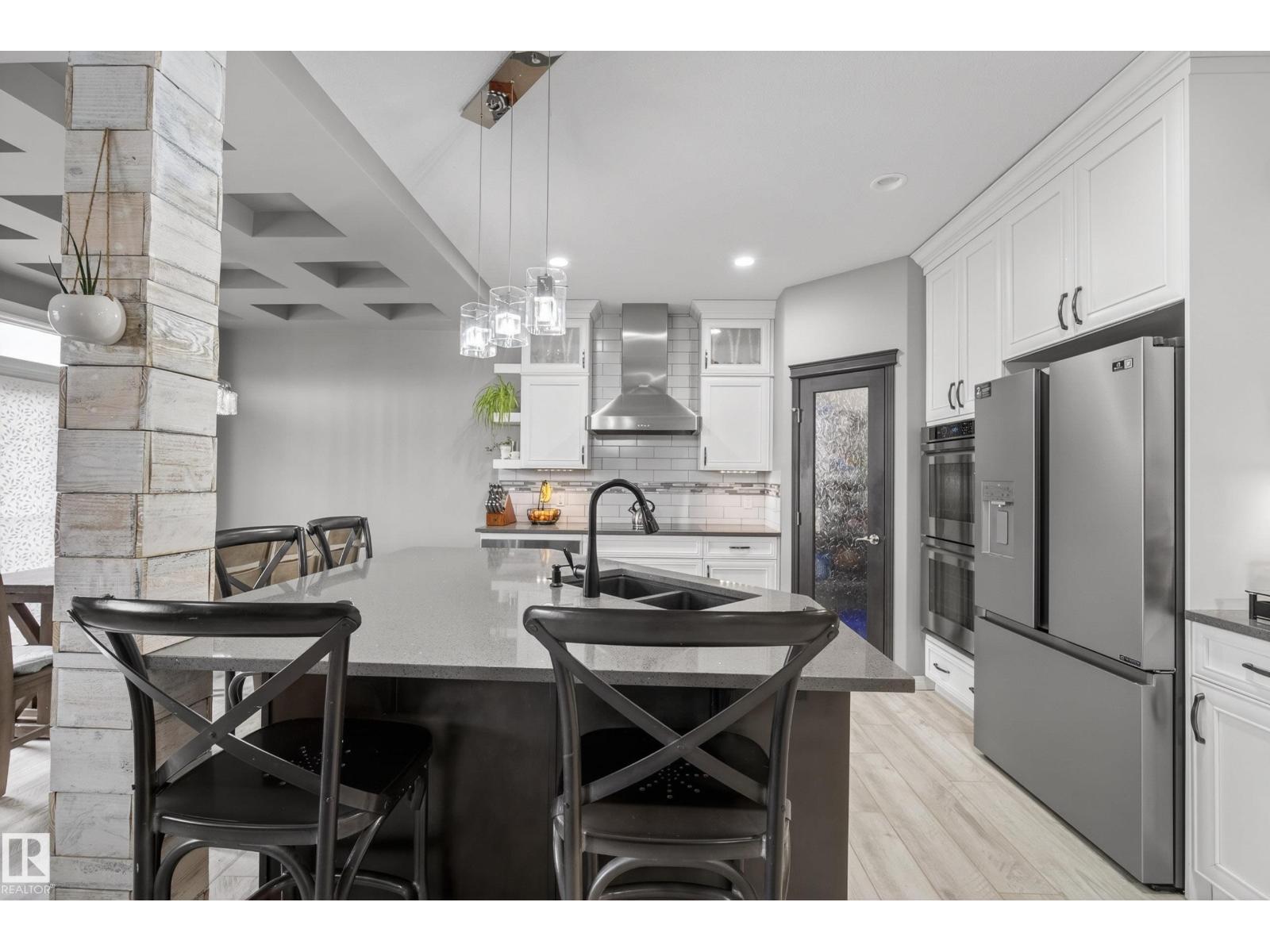 2110 53 St Sw Property Photo 10