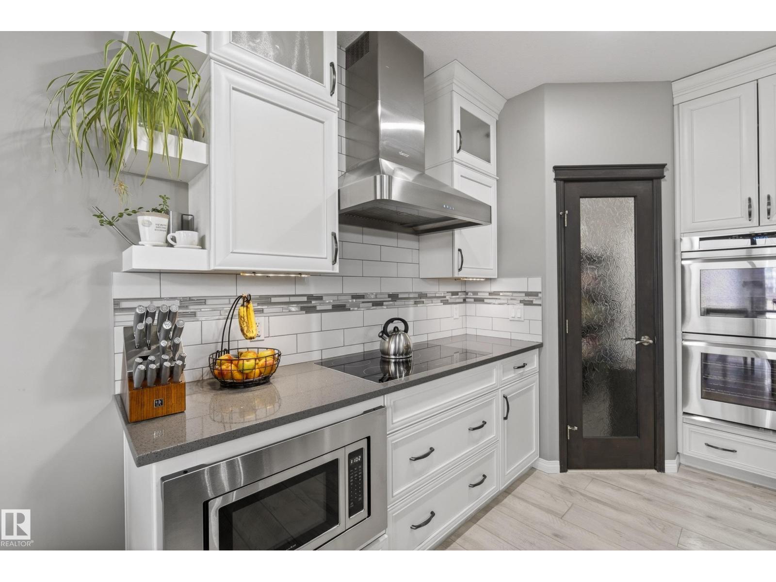 2110 53 St Sw Property Photo 12