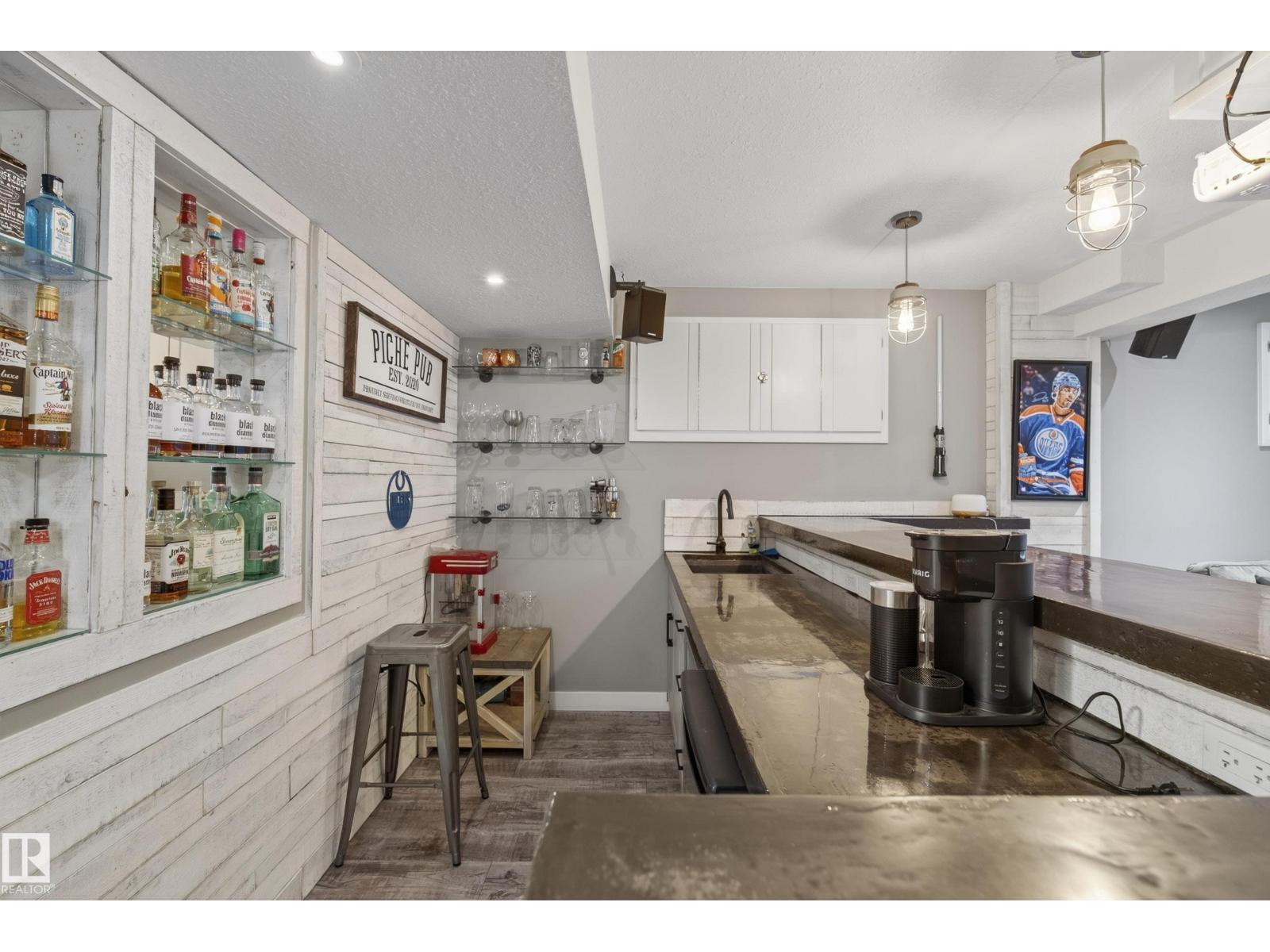 2110 53 St Sw Property Photo 45