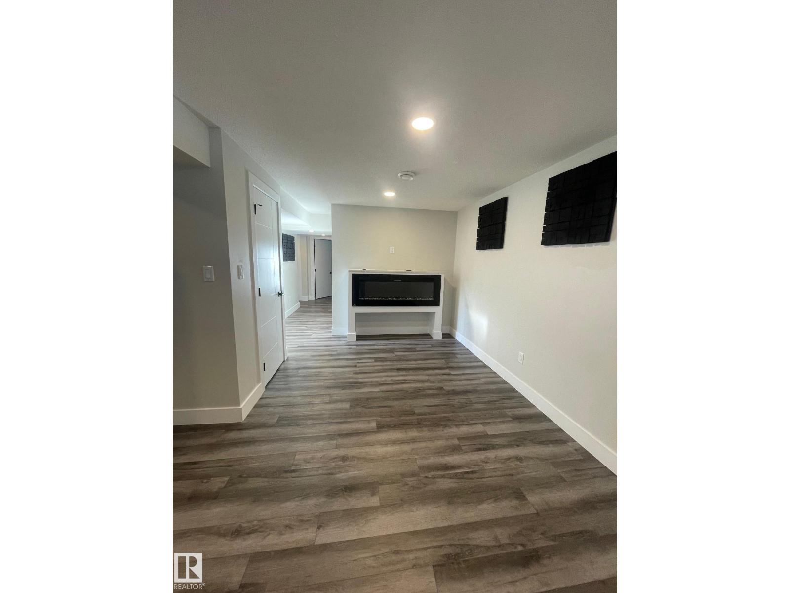 7604 7606 75 St Nw Property Photo 31