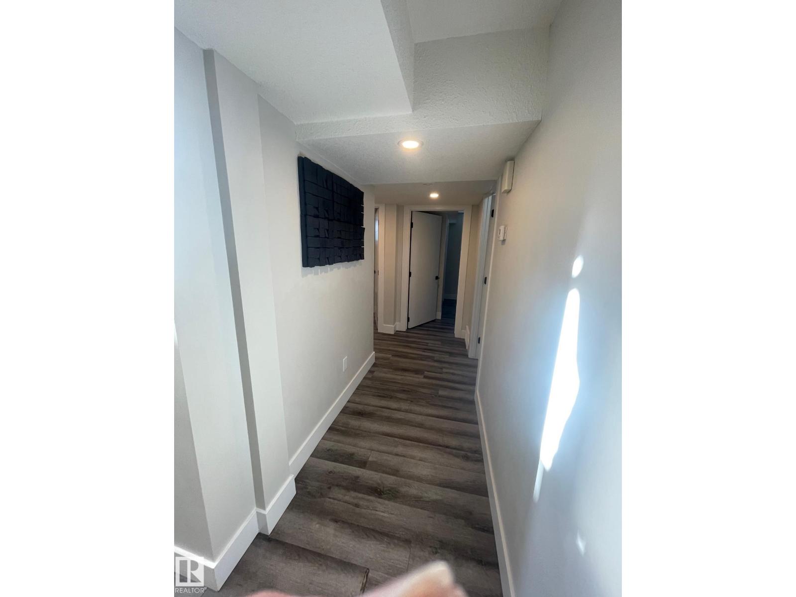 7604 7606 75 St Nw Property Photo 32