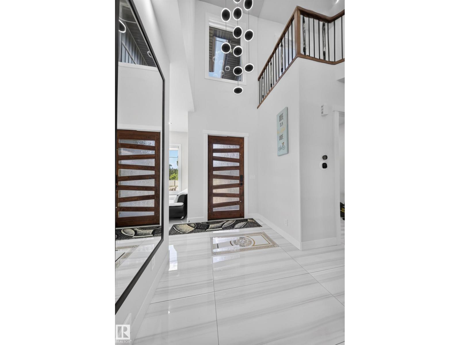 4017 47 Av Property Photo 6