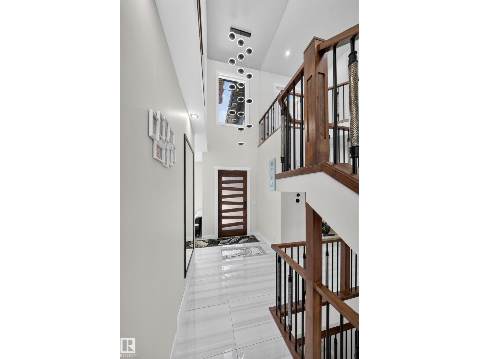 4017 47 Av Property Photo 16