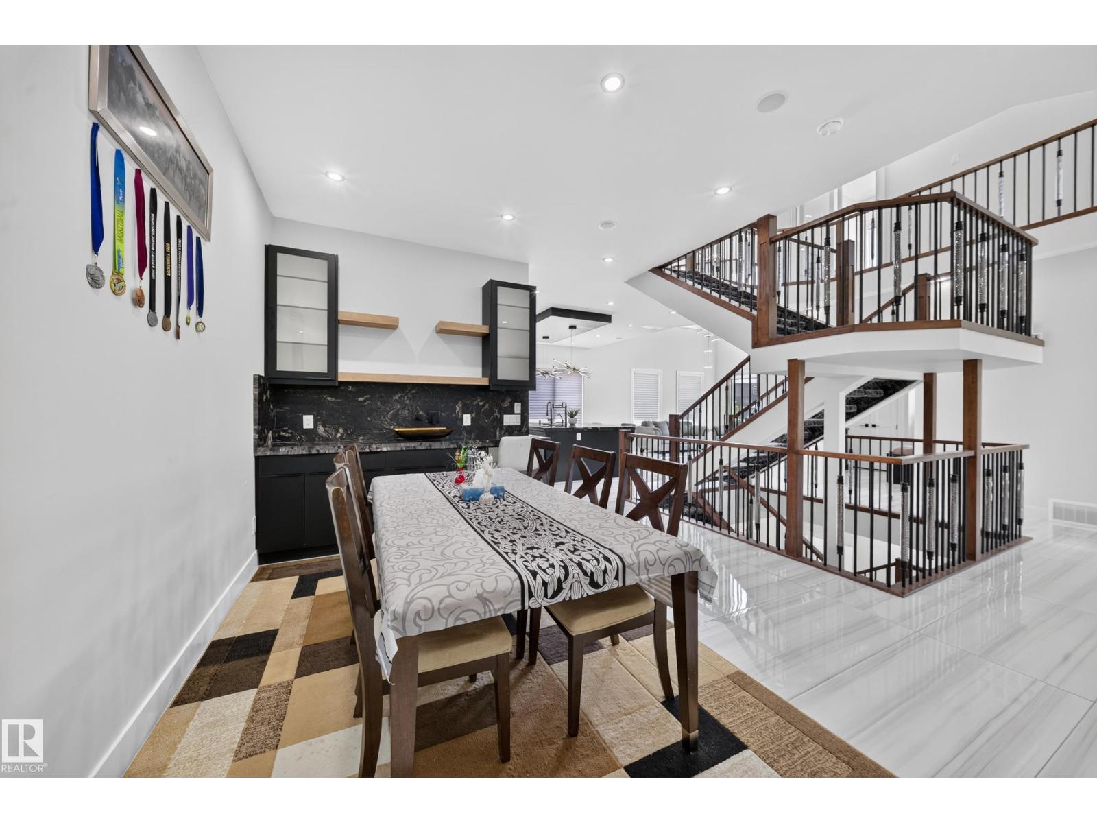 4017 47 Av Property Photo 22