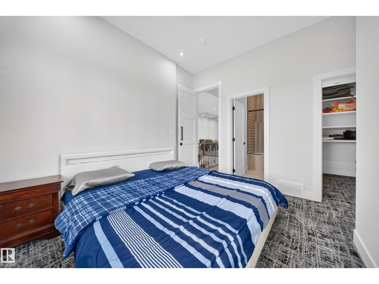 4017 47 Av Property Photo 39