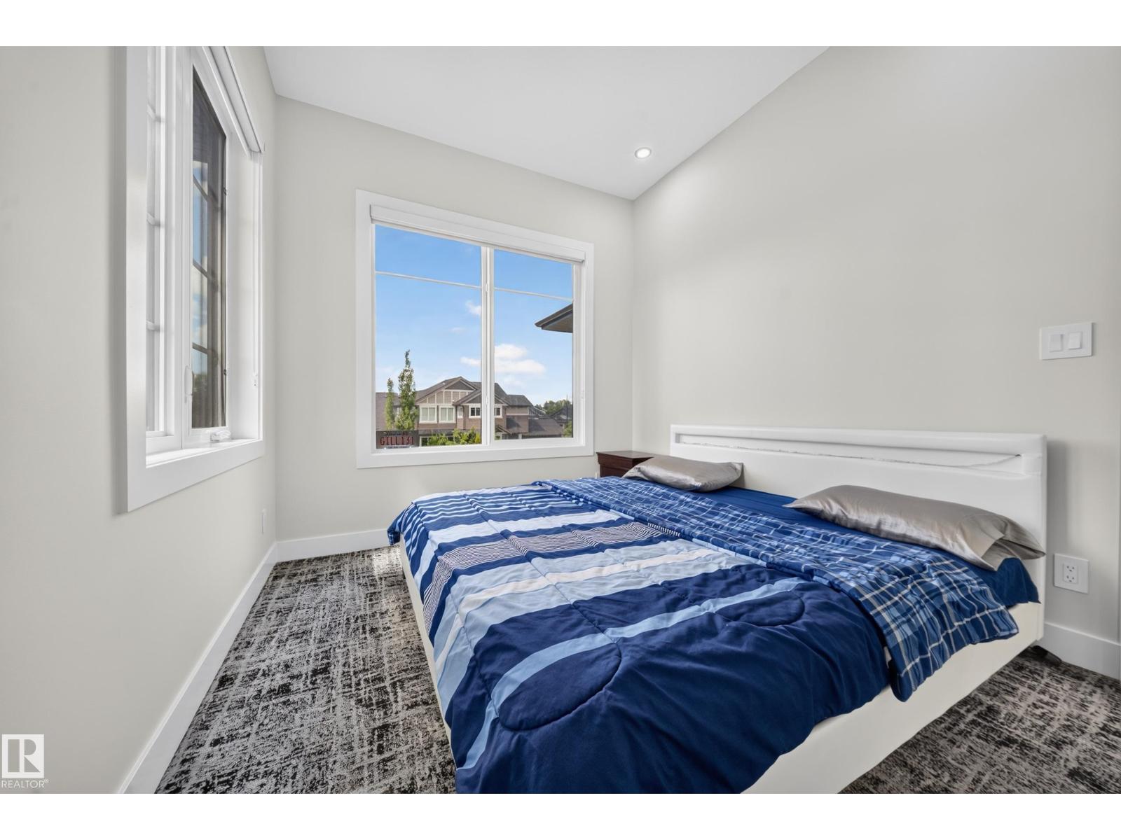 4017 47 Av Property Photo 40