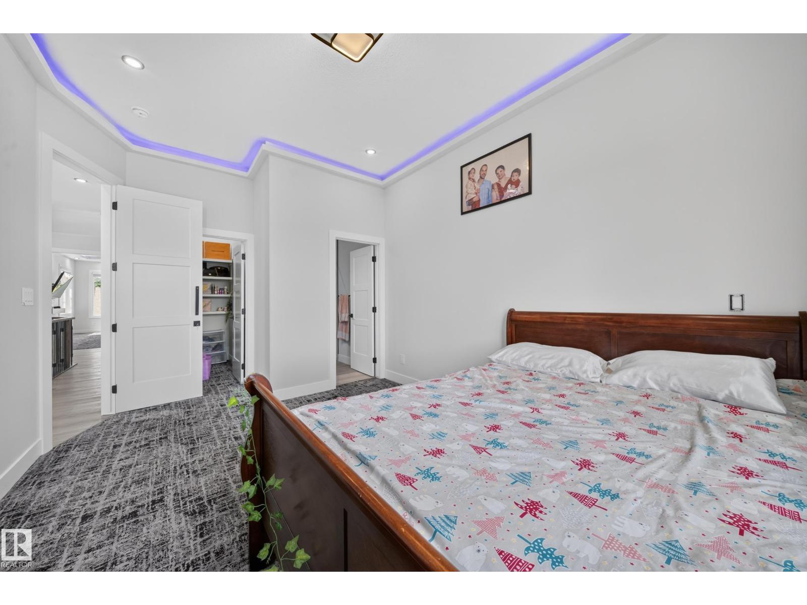 4017 47 Av Property Photo 48