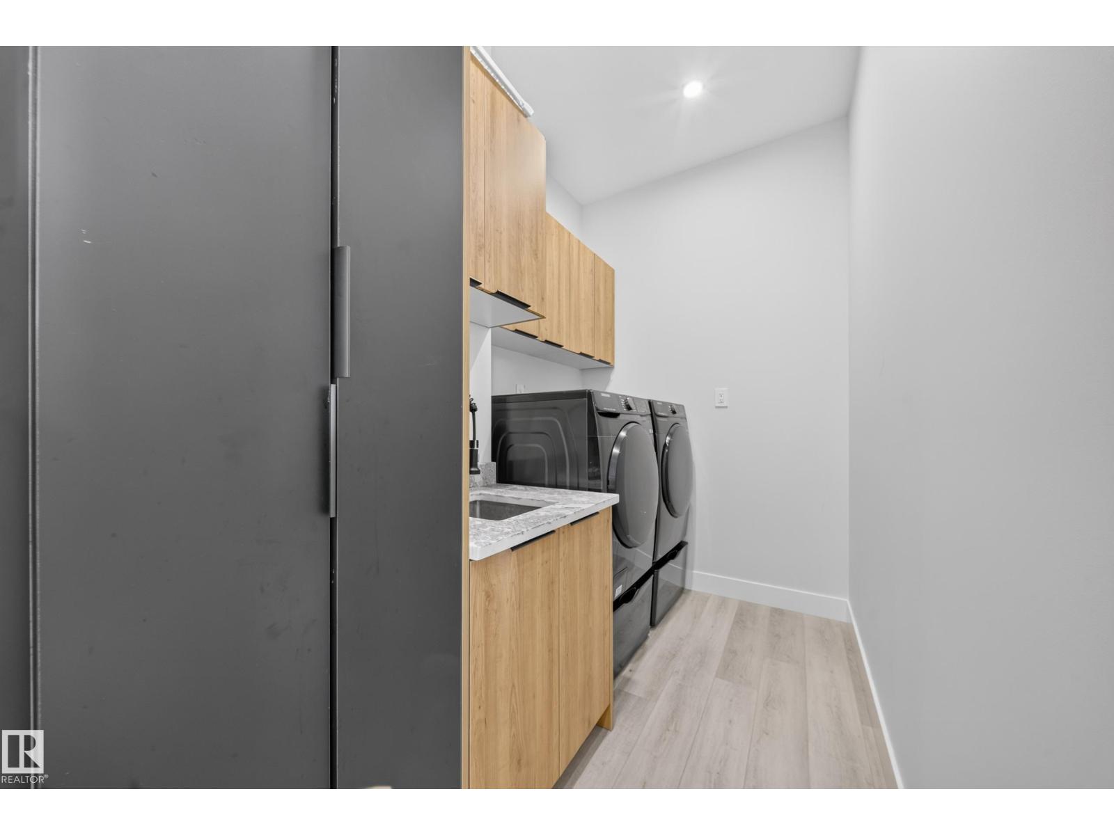 4017 47 Av Property Photo 51