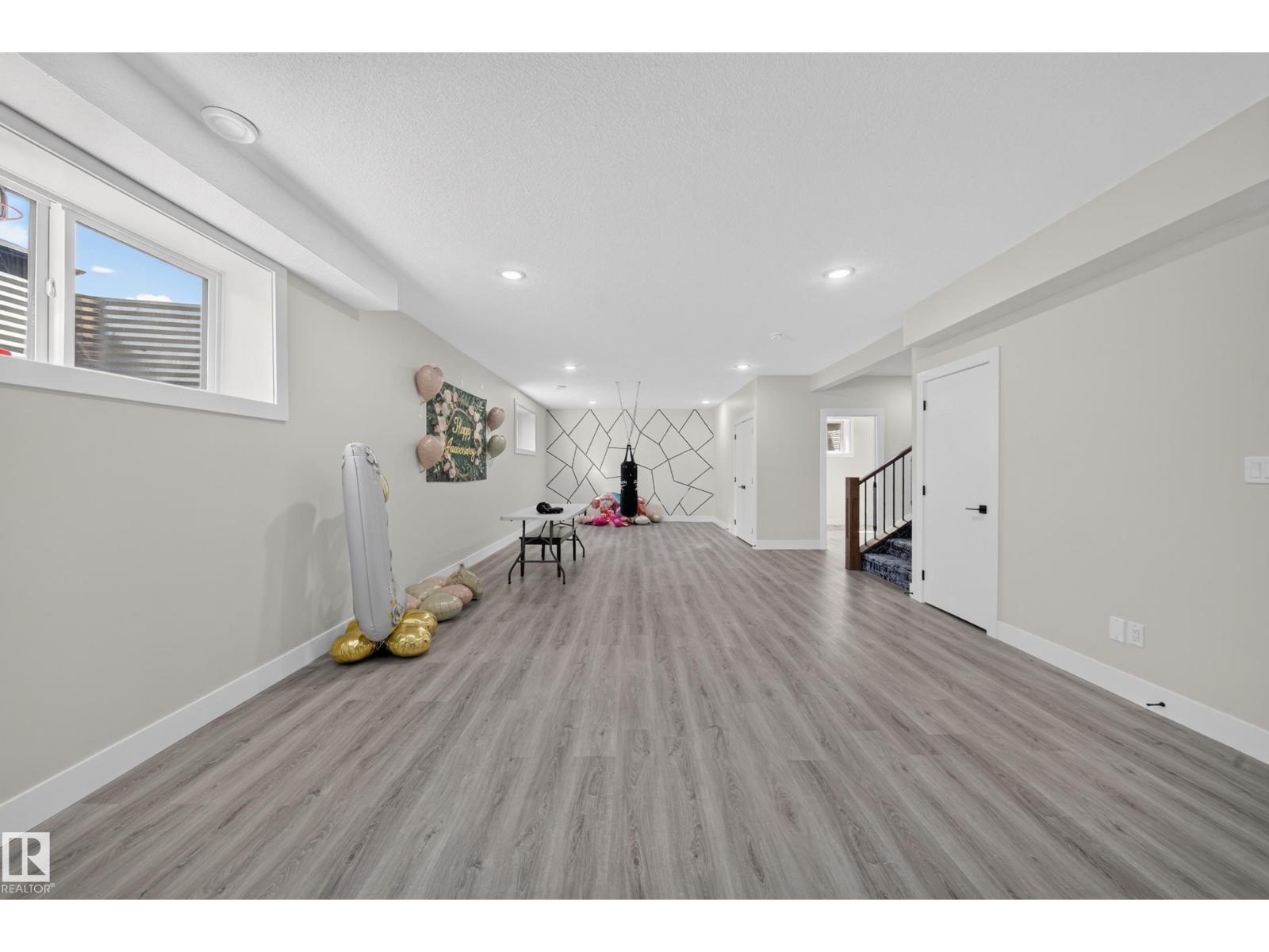 4017 47 Av Property Photo 71